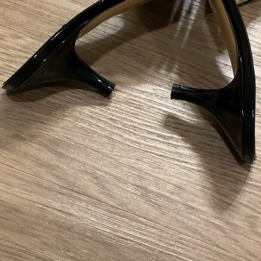 Salvatore Ferragamo Patent Leather Vara Bow Slide Sandals Size 6,5 Black - Picture 9 of 14